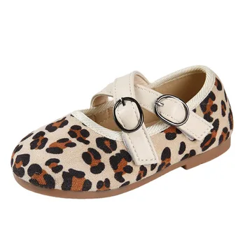 Модная детская обувь с леопардовым принтом в корейском стиле для девочек, новинка весны 2023 года, детские туфли-лодочки для маленьких принцесс, Универсальная повседневная обувь
