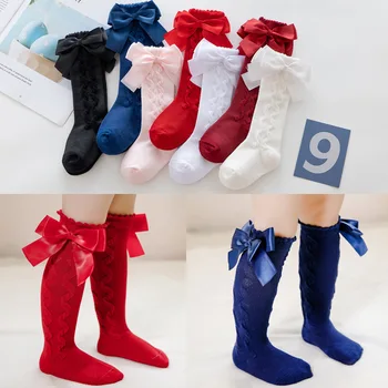 Новые Детские носки Гольфы до колена для маленьких девочек, Испанские носки-трубочки для малышей, Длинные Детские носки с большой бабочкой, выдалбливают носки для младенцев