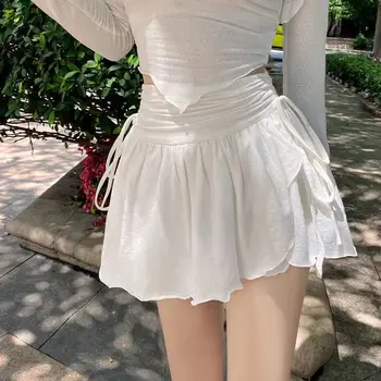 Сексуальная Милая Белая мини-юбка, женская Мини-юбка с завязками, Высокая талия, нерегулярные короткие Юбки в стиле пэчворк с рюшами, платье Mori Girl на завязках